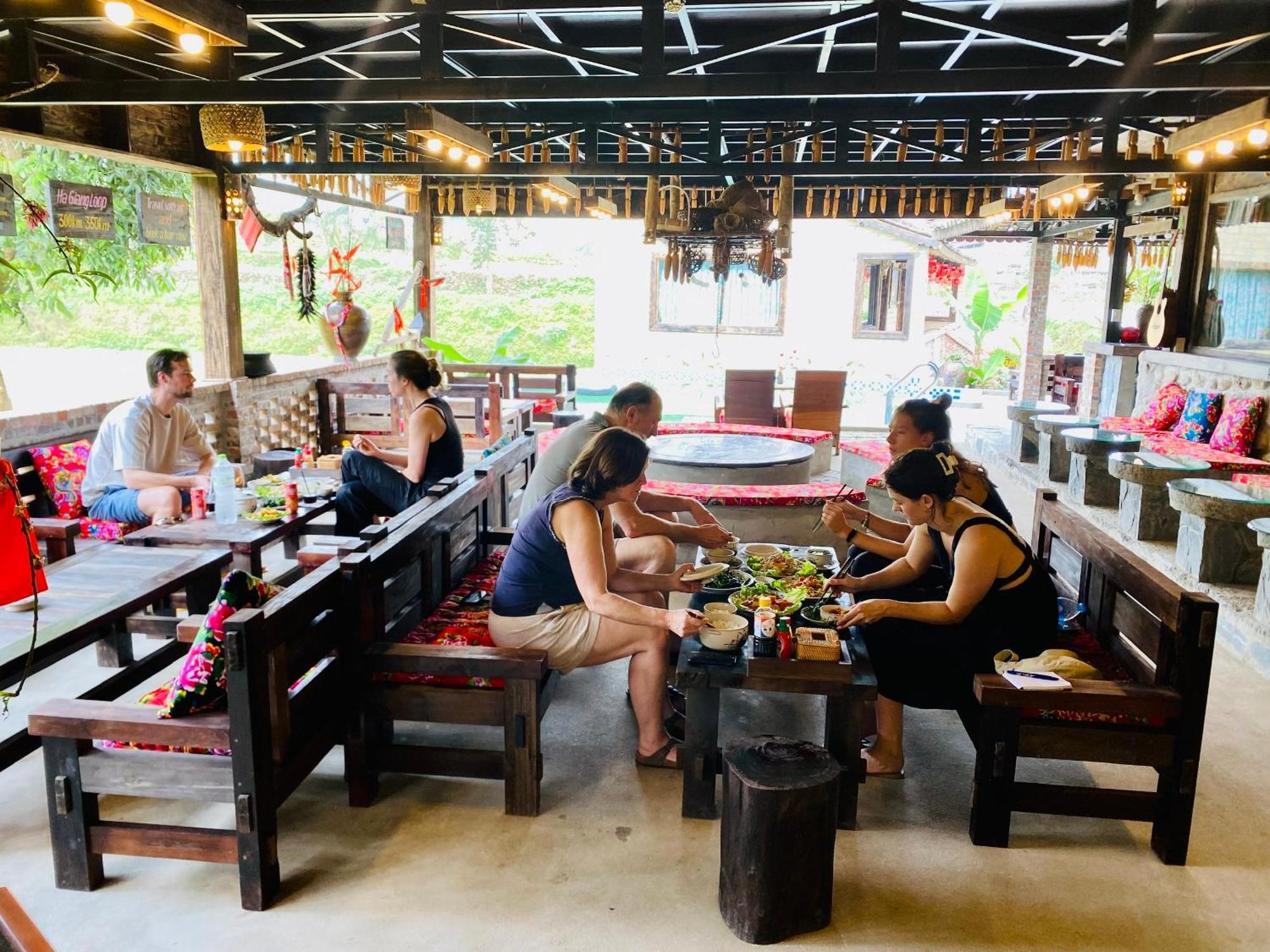 Ban Bang Ecolodge Tours & Motorbike Rental ห่าซาง ภายนอก รูปภาพ