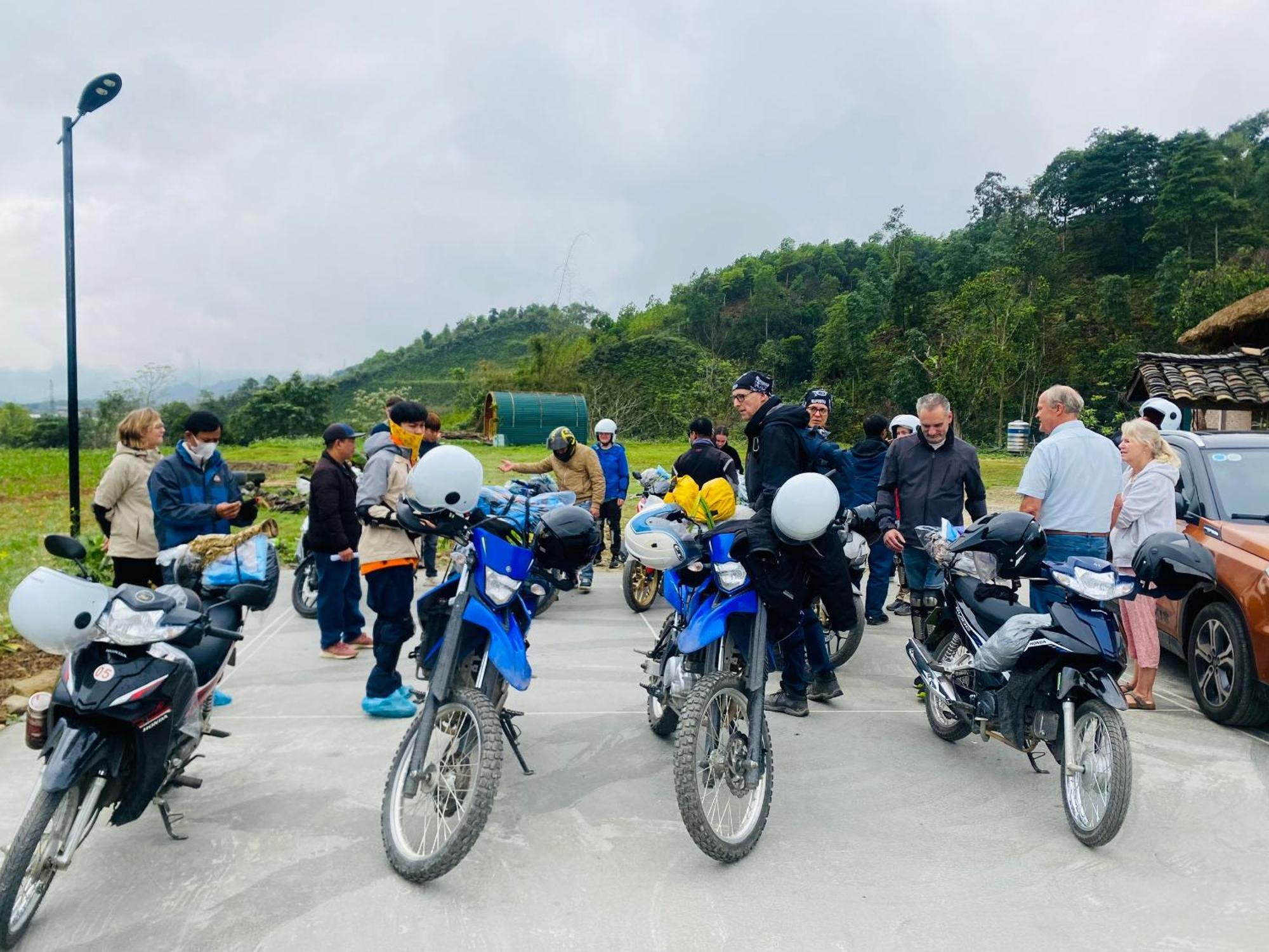 Ban Bang Ecolodge Tours & Motorbike Rental ห่าซาง ภายนอก รูปภาพ
