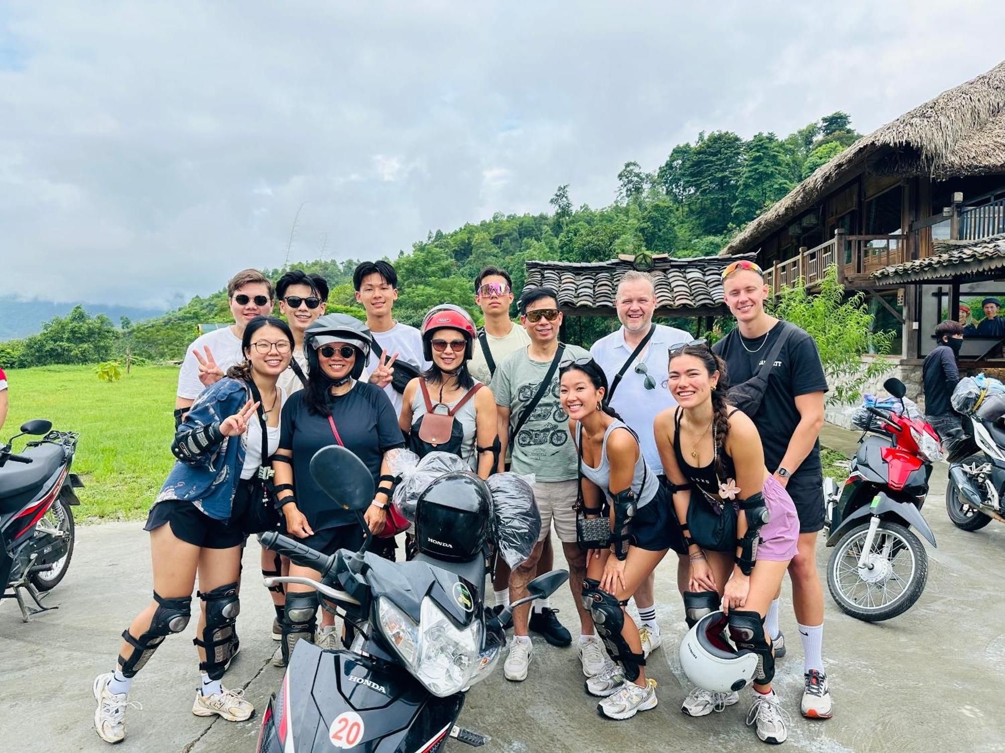 Ban Bang Ecolodge Tours & Motorbike Rental ห่าซาง ภายนอก รูปภาพ